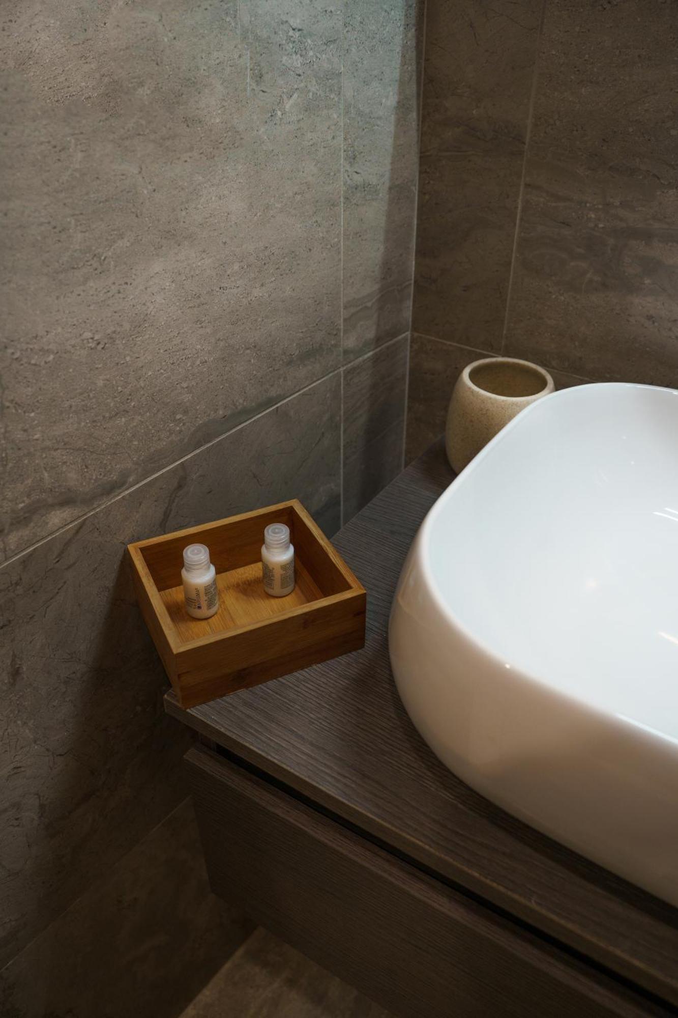 Chiatamone Relais Apartment Naples Luaran gambar
